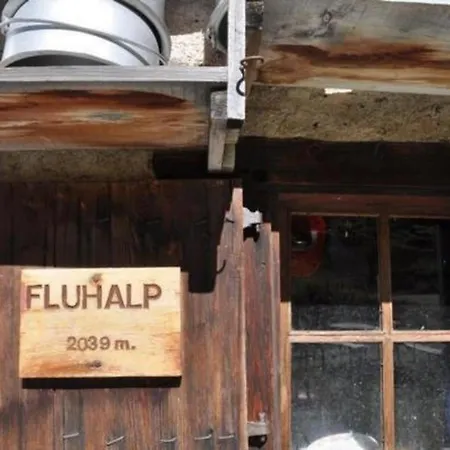 Zimmer In Uriger Rustikalen Alphuette Auf Bewirtschafteter Alp Hoch In Den Bergen, Inkl Vp * Leukerbad